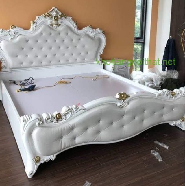 giuong ngu co dien cao cap 1m8